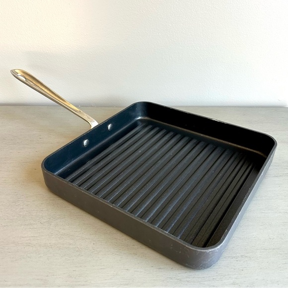 All-Clad Griddle Pan 11" Square Skillet Grill Flat Non Stick Cookware Ribbed - Picture 1 of 10